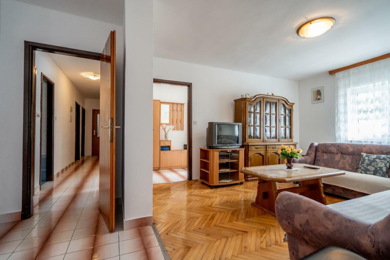 Apartment Matija Podstrana Kültér fotó