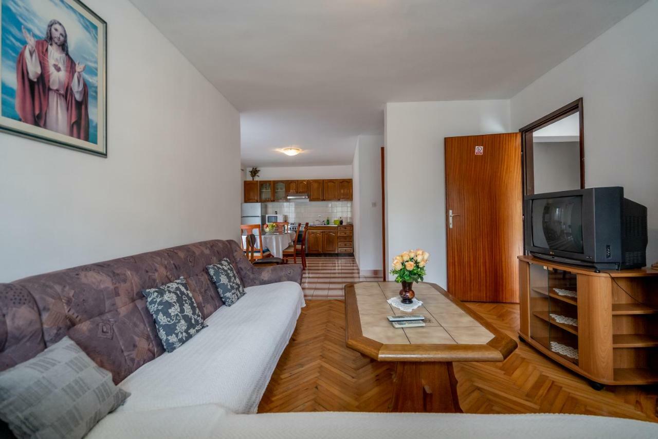 Apartment Matija Podstrana Kültér fotó