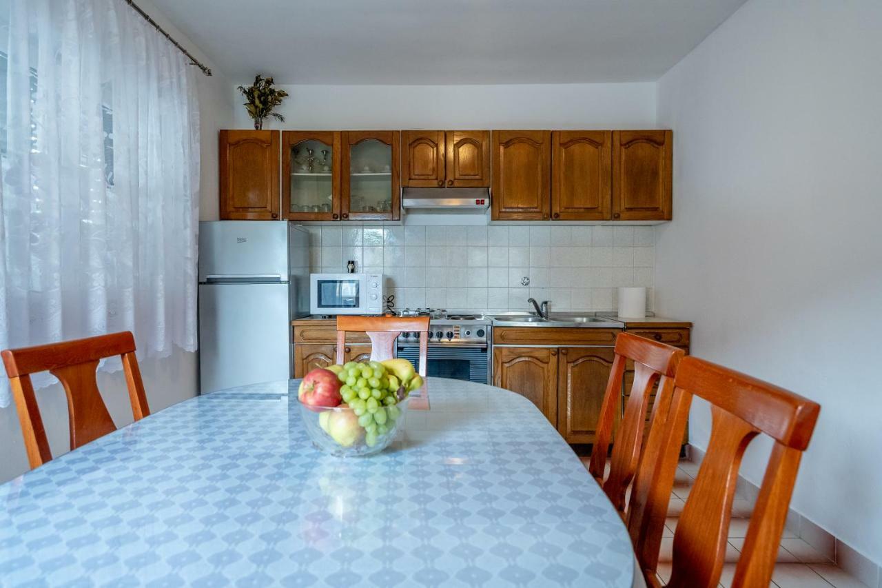 Apartment Matija Podstrana Kültér fotó